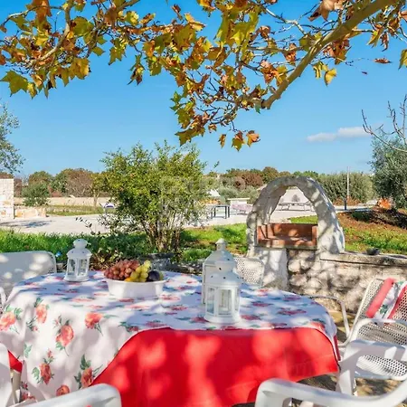 Trullo Betulla Летний дом Чистернино