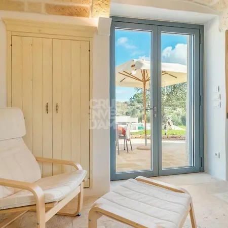 Trullo Betulla Чистернино